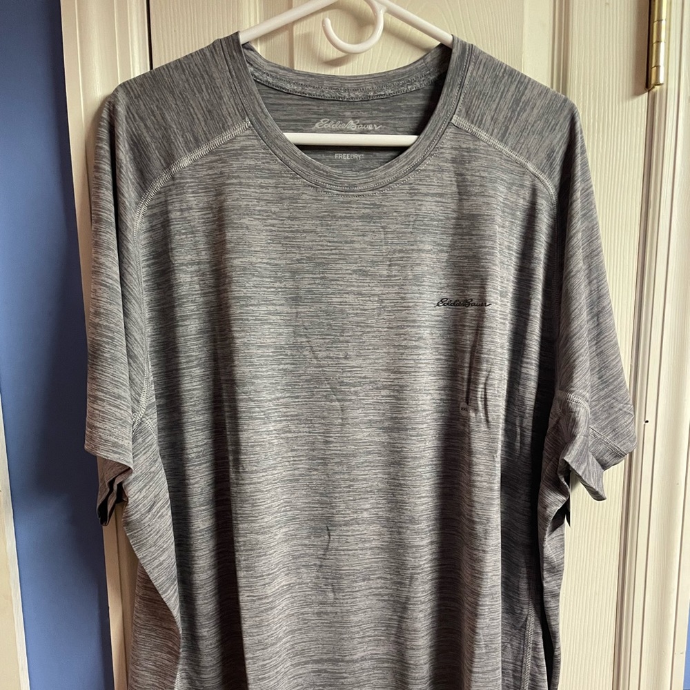 EDDIE BAUER Resolution Short-Sleeve T-Shirt NEW WITH TAGS